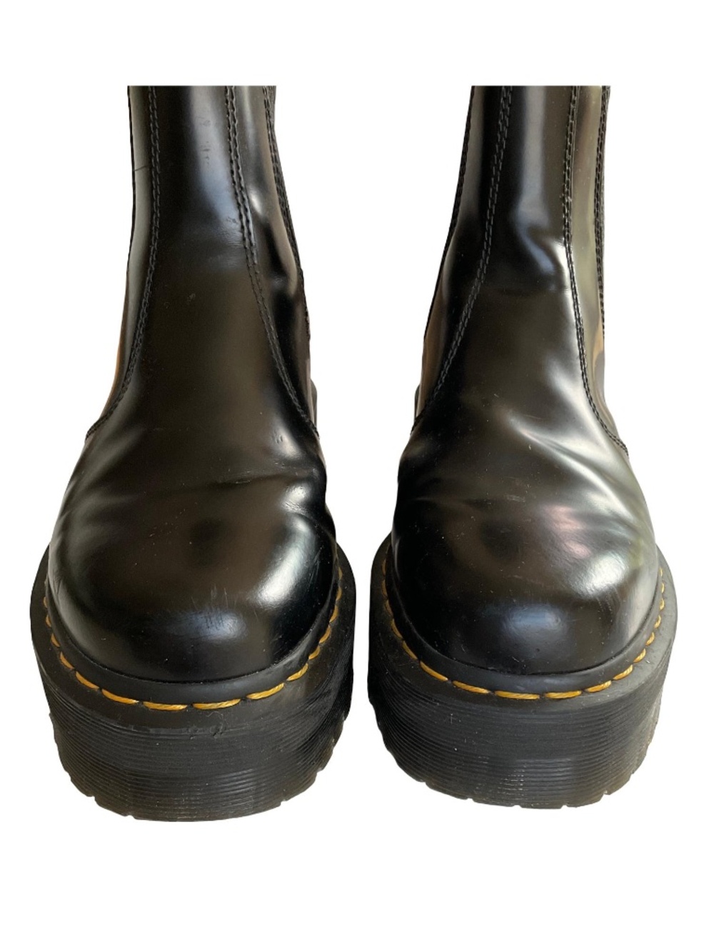 Doc Martens 2976 Quad Smooth Leather Platform Chelsea Boots - Picture 5 of 13